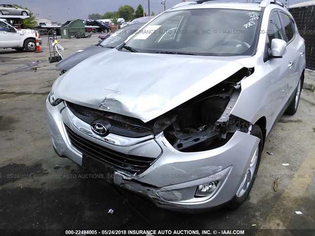 KM8JUCACXDU578085 - 2013 HYUNDAI TUCSON GLS/LIMITED 银色 照片 6