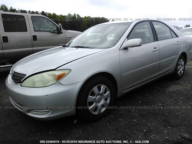 4T1BE32K24U866450 - 2004 TOYOTA CAMRY LE/XLE/SE 灰色 照片 2