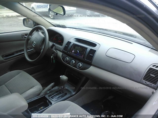 4T1BE32K35U050011 - 2005 TOYOTA CAMRY LE/XLE/SE 黑色 照片 5