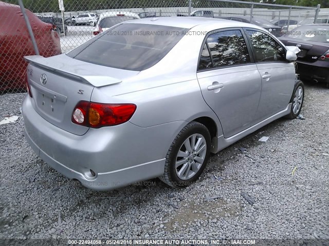 1NXBU4EE0AZ351702 - 2010 TOYOTA COROLLA S/LE/XLE SILVER photo 4