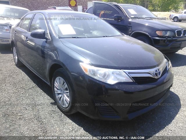 4T4BF1FK0CR164028 - 2012 TOYOTA CAMRY SE/LE/XLE 黑色 照片 1