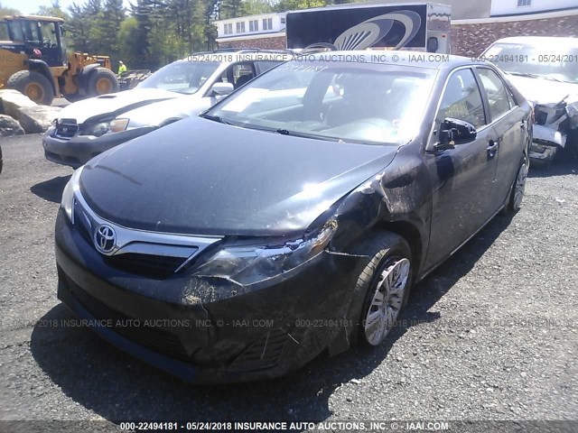 4T4BF1FK0CR164028 - 2012 TOYOTA CAMRY SE/LE/XLE 黑色 照片 2