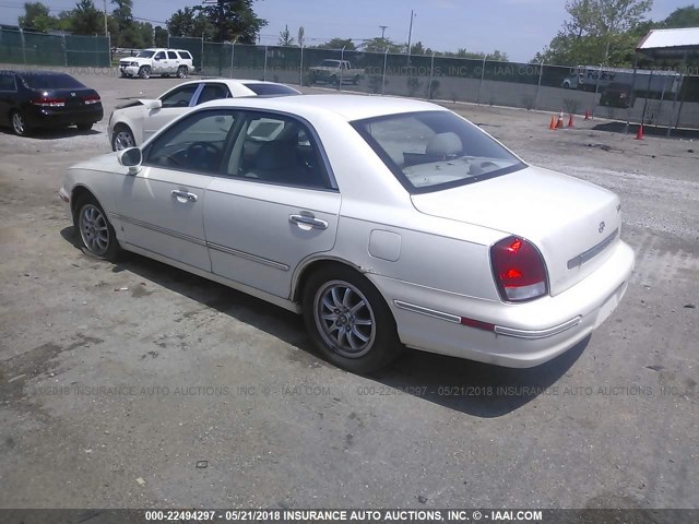 KMHFU45E73A264563 - 2003 HYUNDAI XG 350 WHITE photo 3