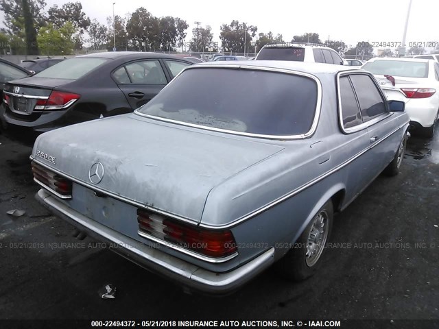 WDB12305310024147 - 1981 MERCEDES-BENZ 2 DOOR  GRAY photo 4