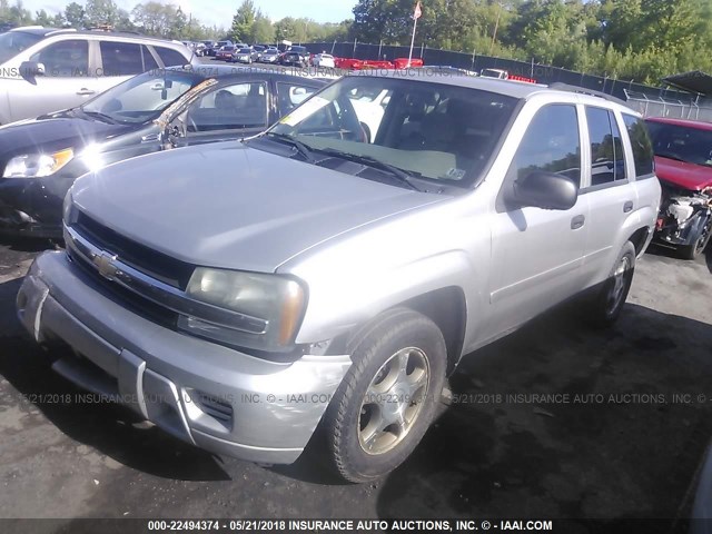 1GNDT13S682159480 - 2008 CHEVROLET TRAILBLAZER LS/LT SILVER photo 2