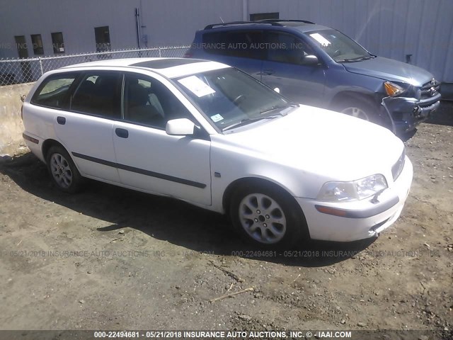 YV1VW29561F627275 - 2001 VOLVO V40 1.9T WHITE photo 1