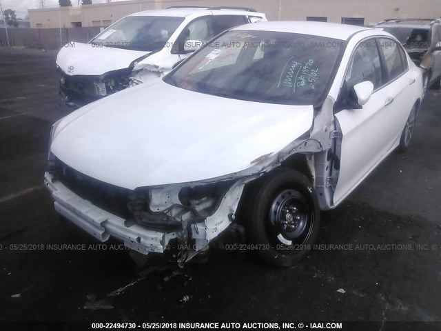 1HGCR2F52FA145191 - 2015 HONDA ACCORD SPORT 白色 照片 2