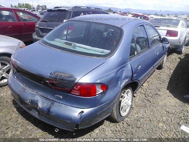 1FAFP13P7XW121867 - 1999 FORD ESCORT SE BLUE photo 4