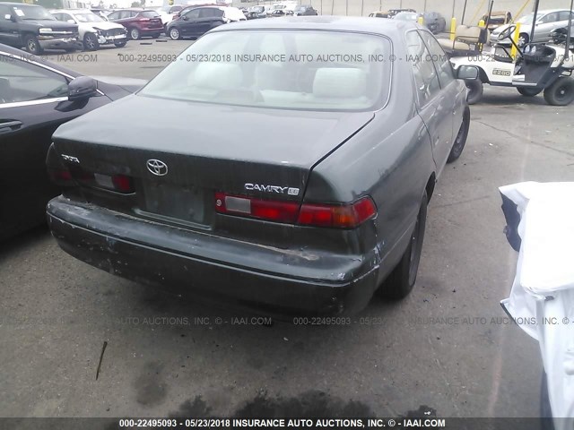 4T1BG22K3XU549575 - 1999 TOYOTA CAMRY CE/LE/XLE 绿色 照片 4