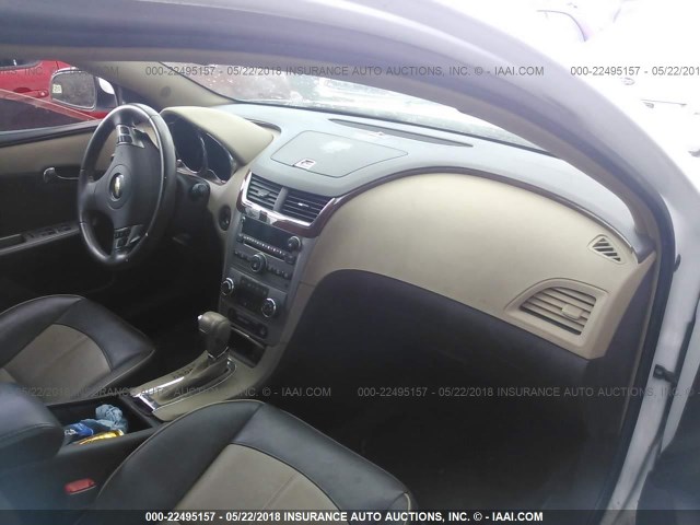 1G1ZK57789F205800 - 2009 CHEVROLET MALIBU LTZ 白色 照片 5