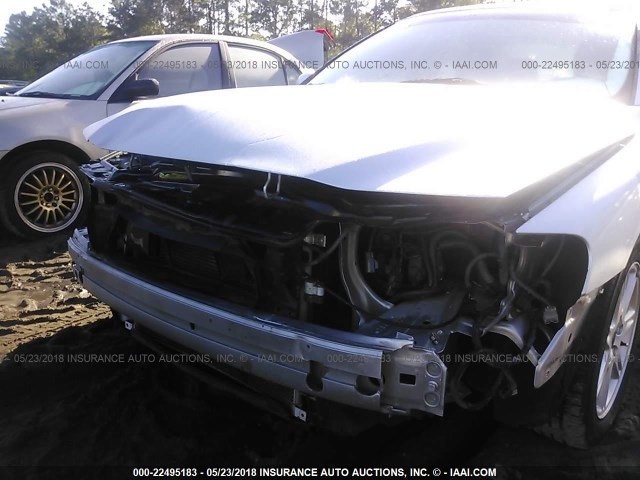 YV1RS61R222157984 - 2002 VOLVO S60 SILVER photo 6