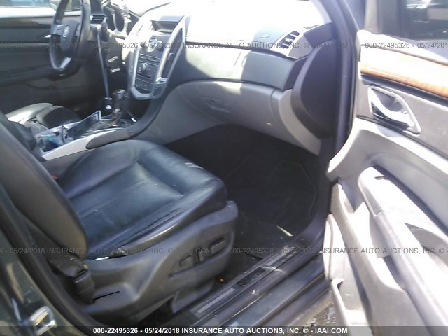 3GYFNBEY5AS558906 - 2010 CADILLAC SRX PERFORMANCE COLLECTION Сұр фото 5