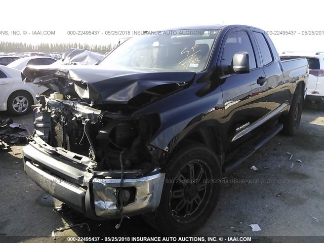 5TFRM5F13EX075511 - 2014 TOYOTA TUNDRA DOUBLE CAB SR/SR5 BLACK photo 2