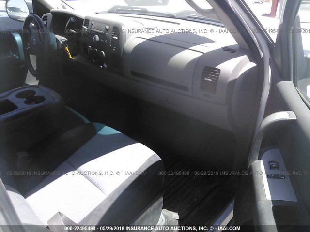 3GTEC13C18G211577 - 2008 GMC SIERRA C1500 WHITE photo 5