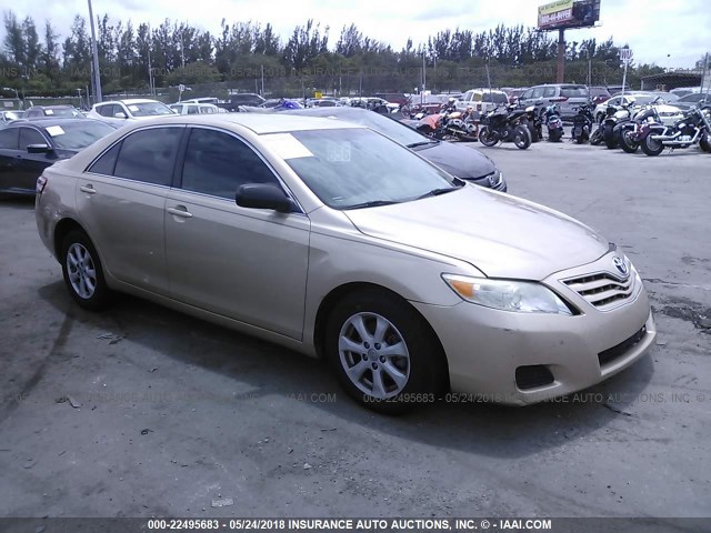 4T1BF3EK3BU224826 - 2011 TOYOTA CAMRY SE/LE/XLE 金色 照片 1