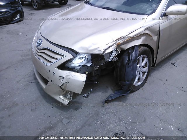 4T1BF3EK3BU224826 - 2011 TOYOTA CAMRY SE/LE/XLE 金色 照片 6