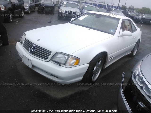 WDBFA68F61F195988 - 2001 MERCEDES-BENZ SL 500 WHITE photo 2