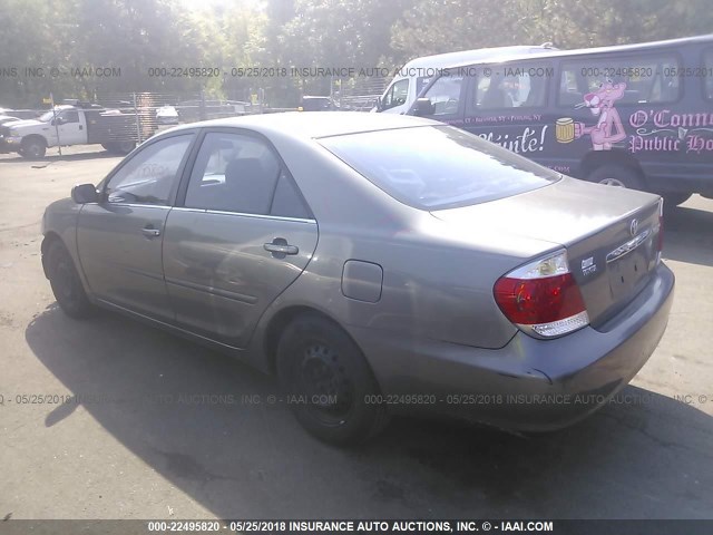 4T1BE32K66U732656 - 2006 TOYOTA CAMRY LE/XLE/SE ნაცრისფერი ფოტო 3