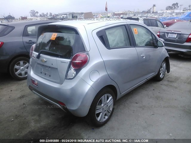 KL8CD6S9XEC532158 - 2014 CHEVROLET SPARK 1LT SILVER photo 4