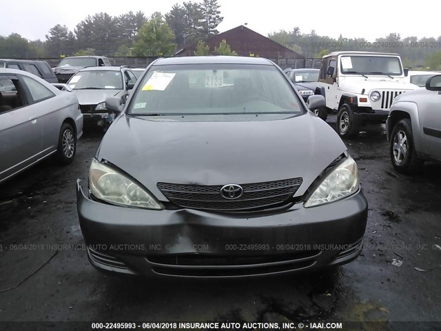 4T1BE32K94U889191 - 2004 TOYOTA CAMRY LE/XLE/SE ნაცრისფერი ფოტო 6