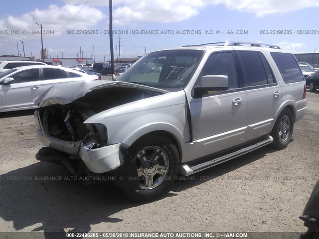 1FMFU19565LA31757 - 2005 FORD EXPEDITION LIMITED WHITE photo 2