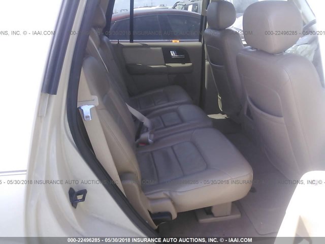 1FMFU19565LA31757 - 2005 FORD EXPEDITION LIMITED WHITE photo 8