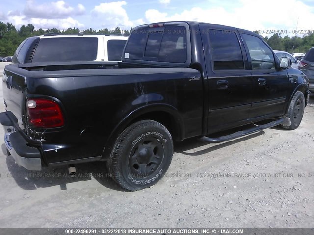 1FTRW07L81KF68864 - 2001 FORD F150 SUPERCREW BLACK photo 4