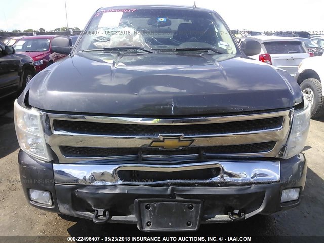 1GCRKSE30BZ211424 - 2011 CHEVROLET SILVERADO K1500 LT GRAY photo 6