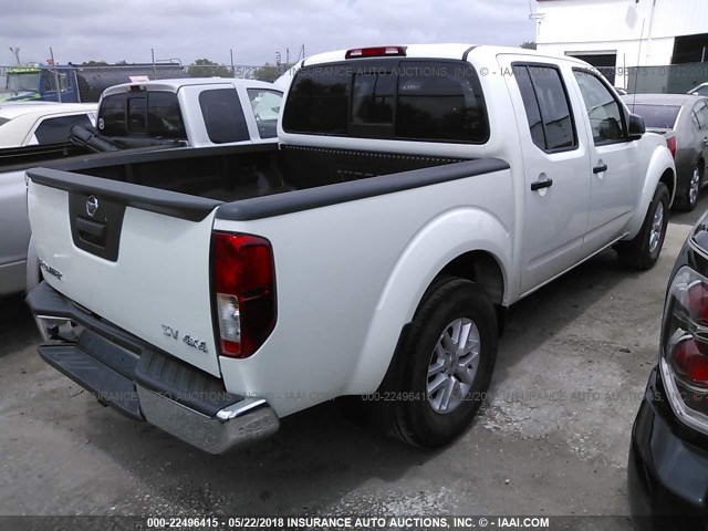 1N6ADOEV9JN744744 - 2018 NISSAN FRONTIER S/SV/SL/PRO-4X WHITE photo 4