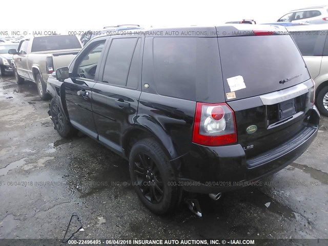 SALFP24N88H043210 - 2008 LAND ROVER LR2 SE BLACK photo 3