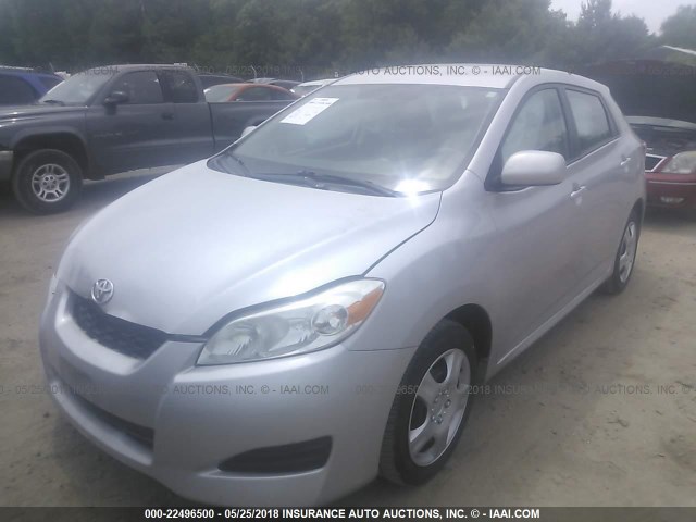2T1KU4EE6BC542771 - 2011 TOYOTA COROLLA MATRIX  SILVER photo 2