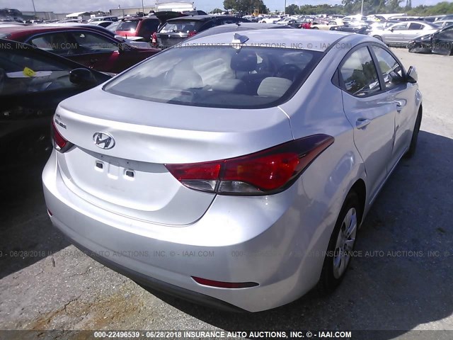 5NPDH4AEXGH673158 - 2016 HYUNDAI ELANTRA SE/SPORT/LIMITED SILVER photo 4