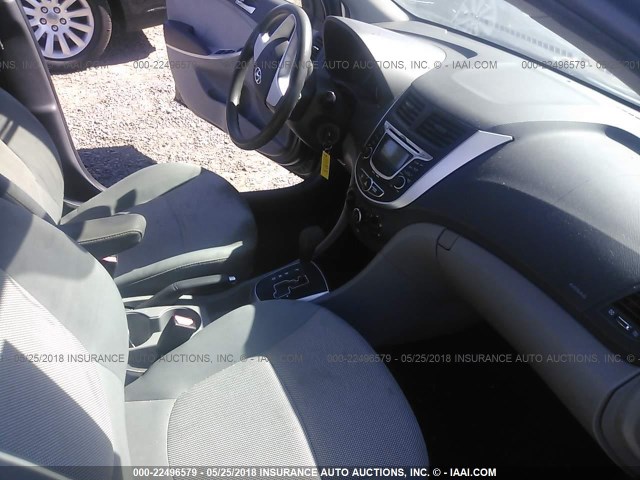 KMHCT4AE7CU201229 - 2012 HYUNDAI ACCENT GLS/GS GRAY photo 5