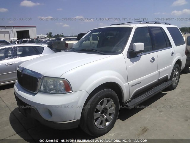 5LMFU27R83LJ47158 - 2003 LINCOLN NAVIGATOR WHITE photo 2