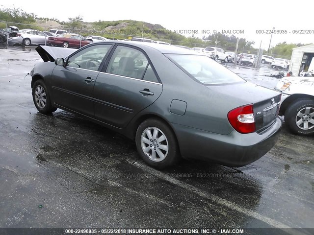 4T1BE30K82U608949 - 2002 TOYOTA CAMRY LE/XLE/SE GRAY photo 3