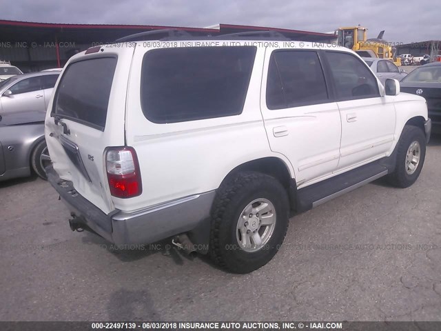 JT3GN86R520227373 - 2002 TOYOTA 4RUNNER SR5 WHITE photo 4