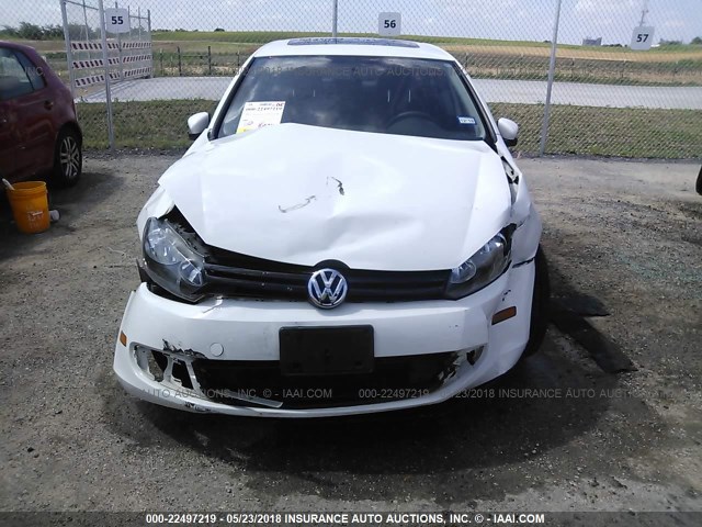 WVWDA7AJ6BW338324 - 2011 VOLKSWAGEN GOLF WHITE photo 6