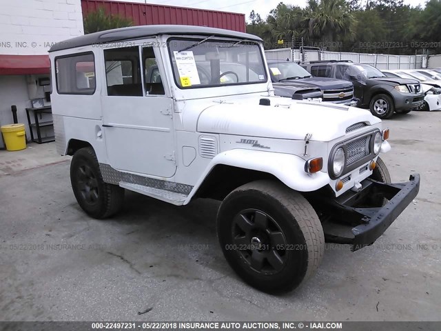 FJ4051422 - 1968 TOYOTA FJ CRUISER WHITE photo 1