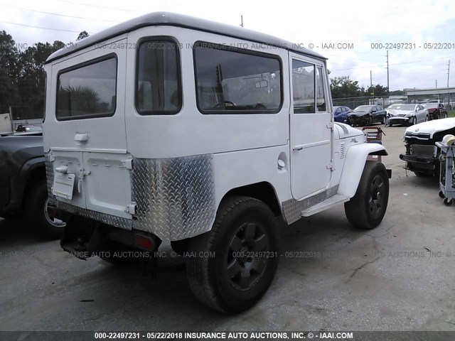 FJ4051422 - 1968 TOYOTA FJ CRUISER WHITE photo 4