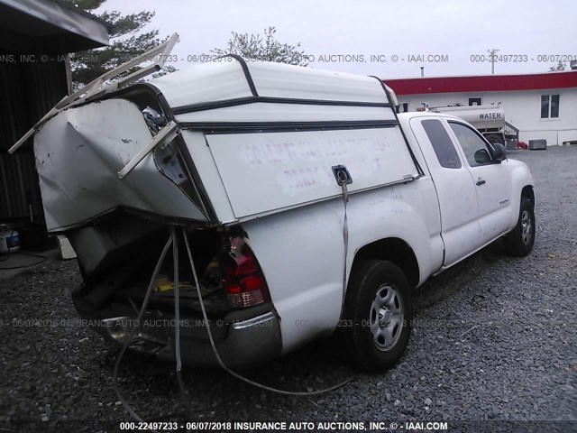 5TETX22N48Z589949 - 2008 TOYOTA TACOMA ACCESS CAB WHITE photo 4