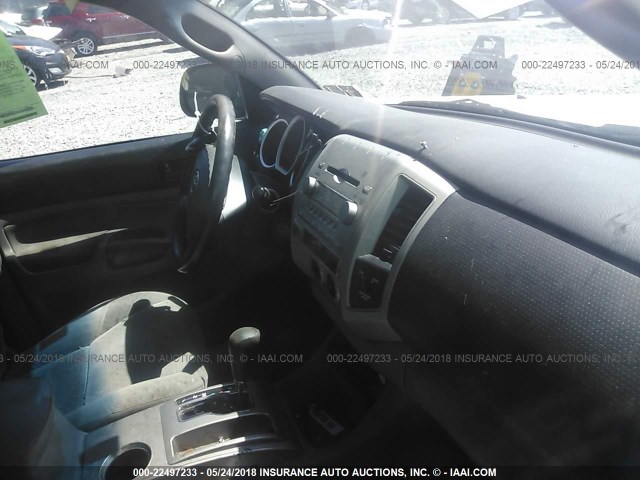 5TETX22N48Z589949 - 2008 TOYOTA TACOMA ACCESS CAB Weiß Foto 5