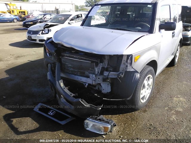 5J6YH18395L010381 - 2005 HONDA ELEMENT LX SILVER photo 6