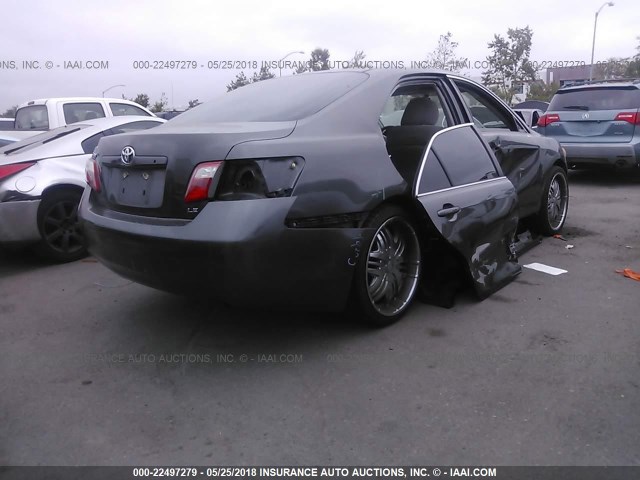 4T4BE46K88R012753 - 2008 TOYOTA CAMRY CE/LE/XLE/SE GRAY photo 4