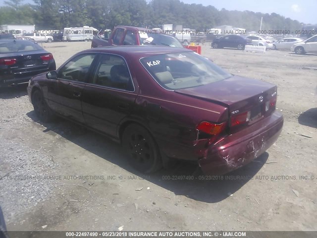 4T1BG28K8YU943212 - 2000 TOYOTA CAMRY CE/LE/XLE RED photo 3
