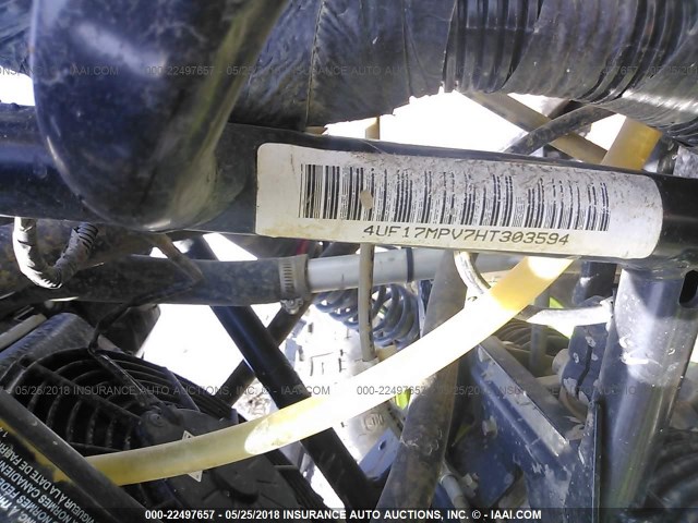 4UF17MPV7HT303594 - 2017 ARCTIC CAT WILDCAT 绿色 照片 9