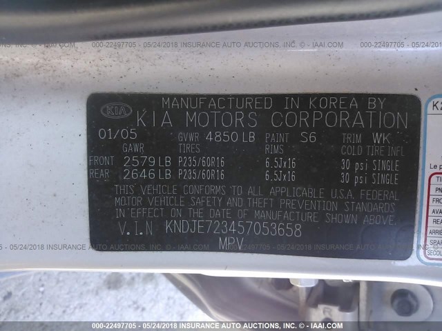 KNDJE723457053658 - 2005 KIA NEW SPORTAGE  SILVER photo 9