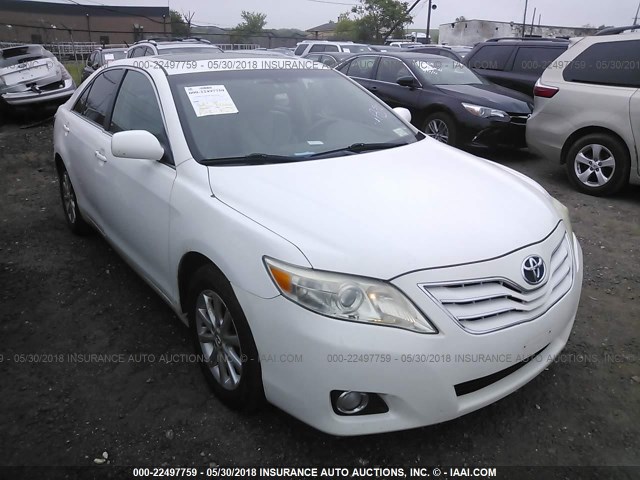 4T1BK3EKXAU601372 - 2010 TOYOTA CAMRY SE/LE/XLE WHITE photo 1