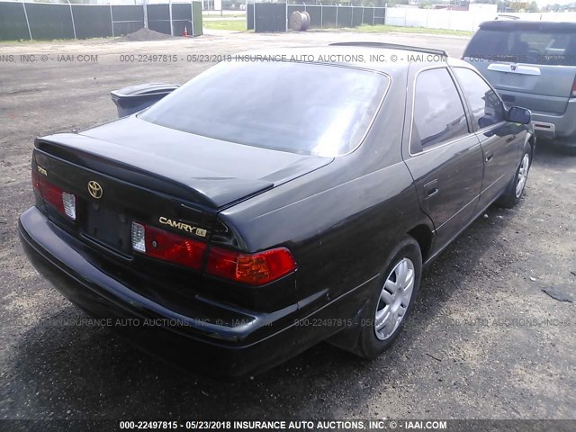 JT2BG22K210552267 - 2001 TOYOTA CAMRY CE/LE/XLE BLACK photo 4