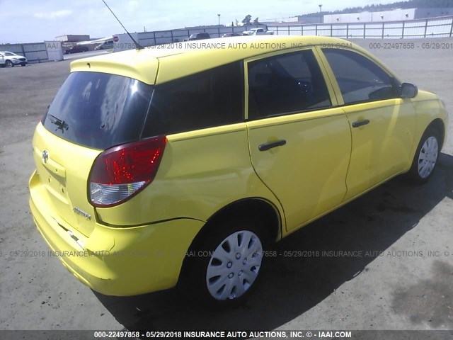 2T1LR32EX4C315297 - 2004 TOYOTA COROLLA MATRIX XR YELLOW photo 4