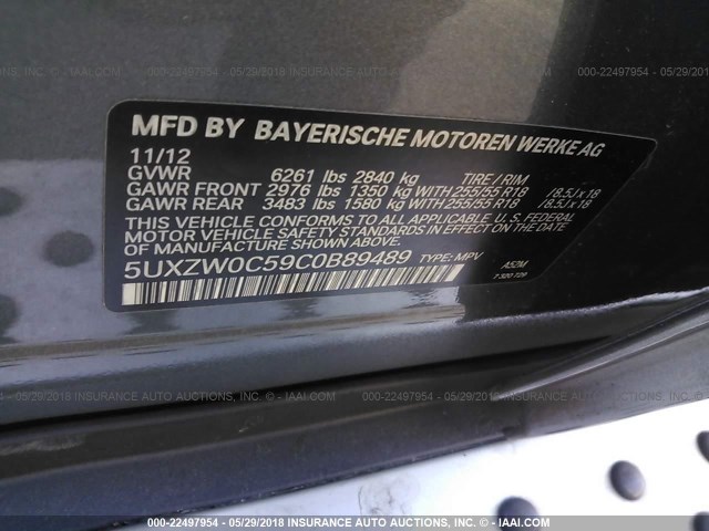 5UXZW0C59C0B89489 - 2012 BMW X5 XDRIVE35D GRAY photo 9